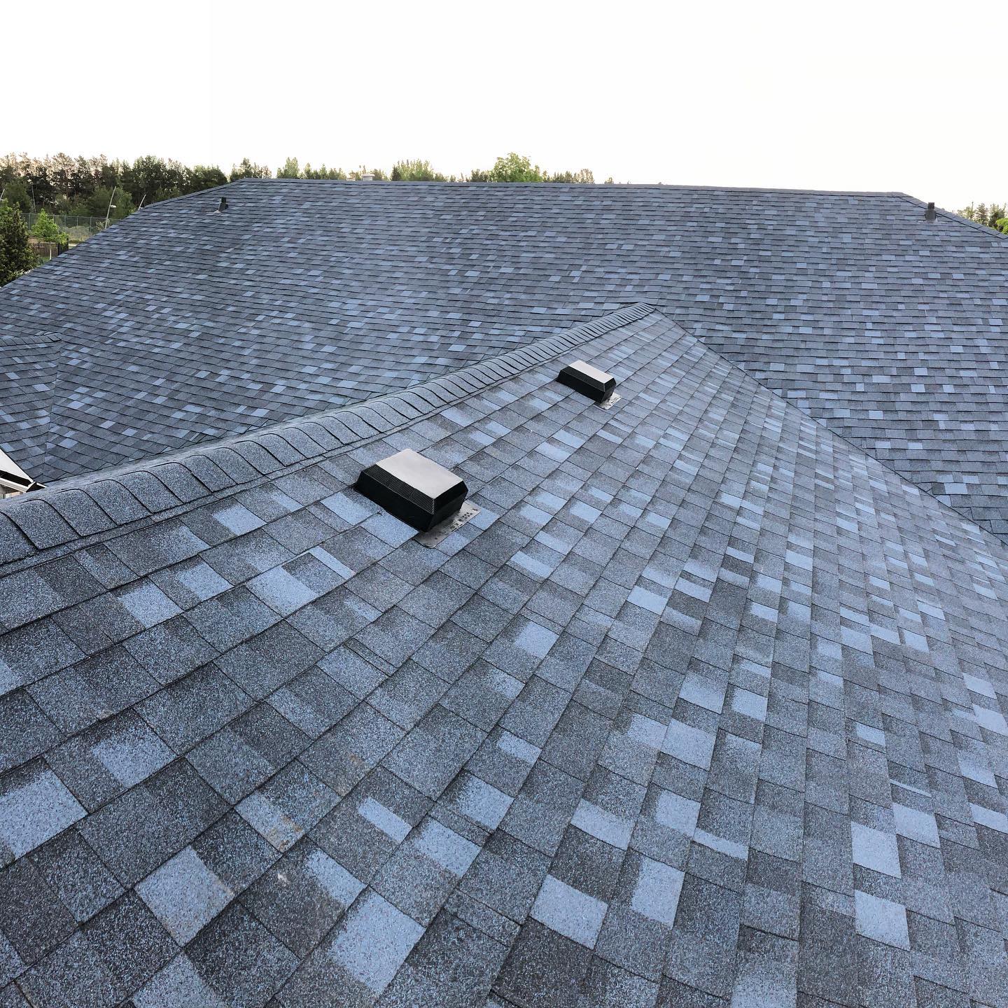 Casa con tejas Atlantic Blue - /