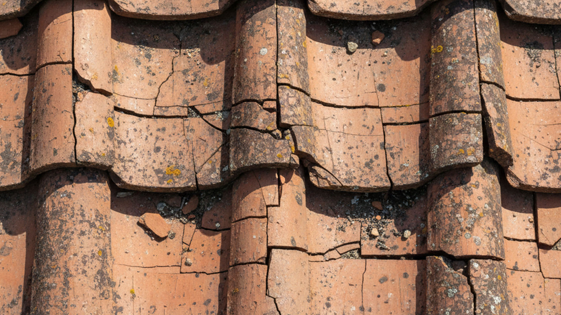 Techo con múltiples planos y encuentros complejos