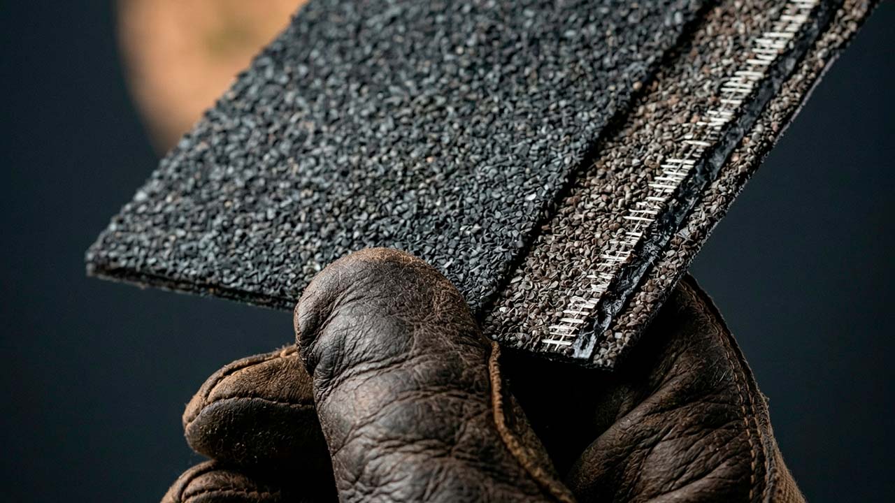 Componentes de una teja asfáltica IKO resistentes al calor